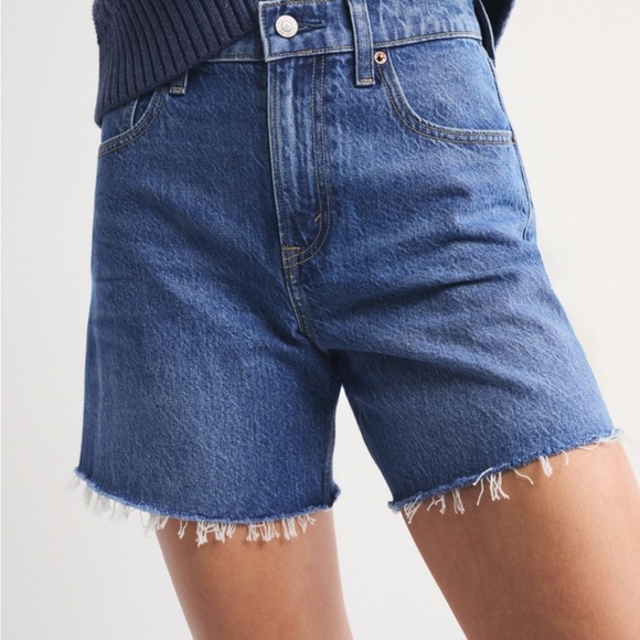 ABERCROMBIE High Rise Loose Short NWT - Picture 2 of 15